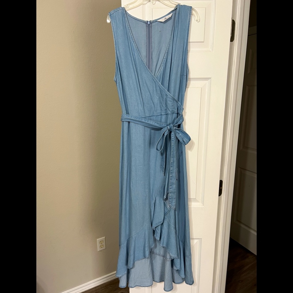 H&M Women’s Chambray Dress, 10